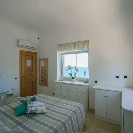 Punta Vivara 4* Capri