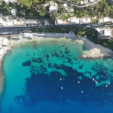 Bed & Breakfast Punta Vivara Capri