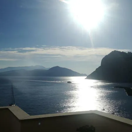 Punta Vivara *