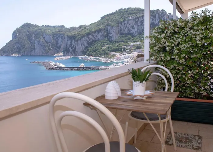 Punta Vivara Couette-café 4*