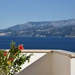 Oda ve Kahvaltı Punta Vivara Capri