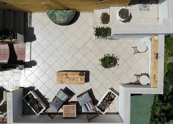 לינה וארוחת בוקר Punta Vivara