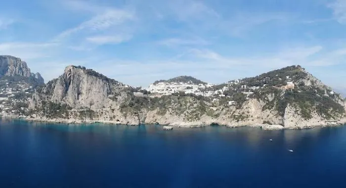 Oda ve Kahvaltı Punta Vivara 4*